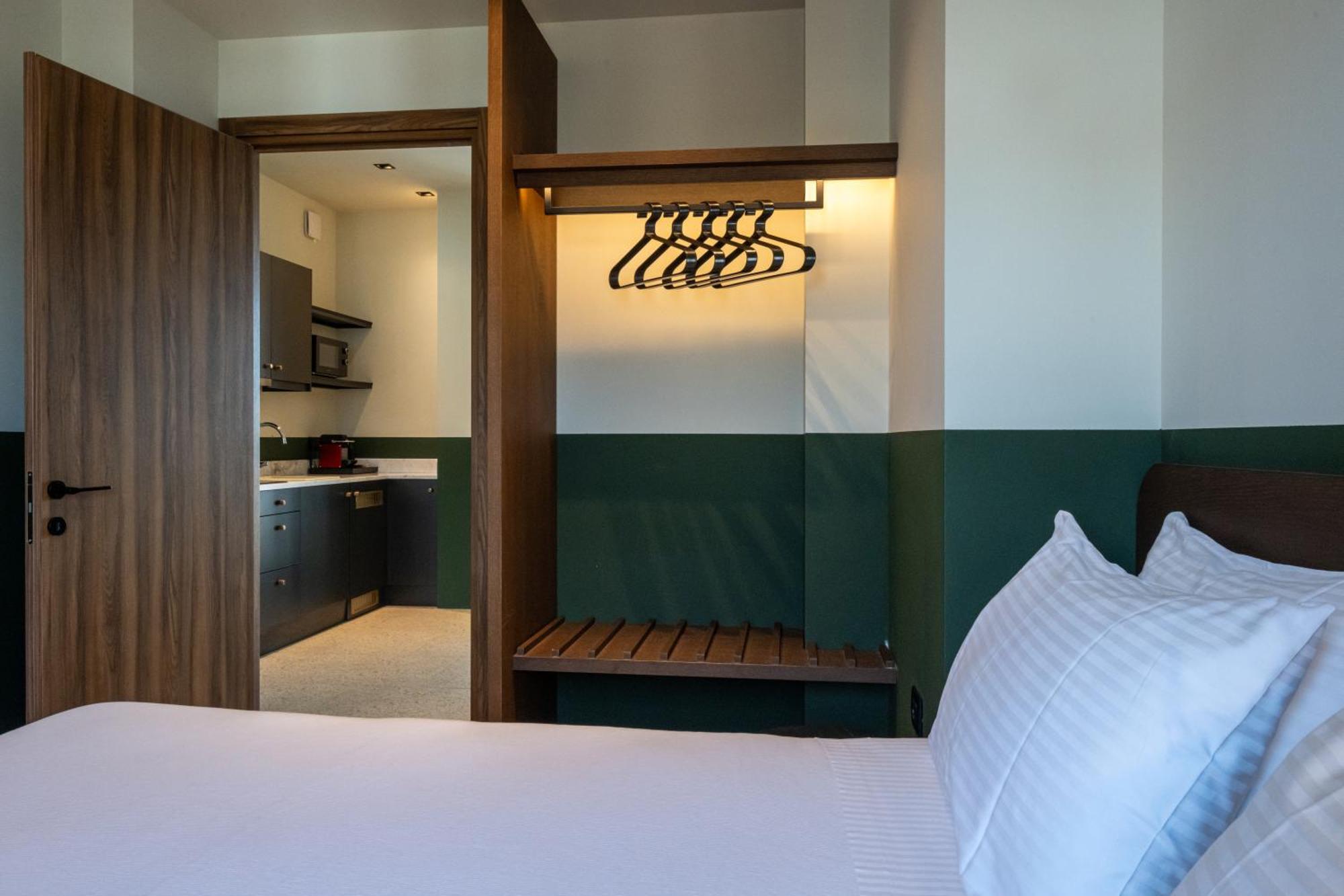 Evripidou 7 - Kalamata Mediterranean Suites Zimmer foto