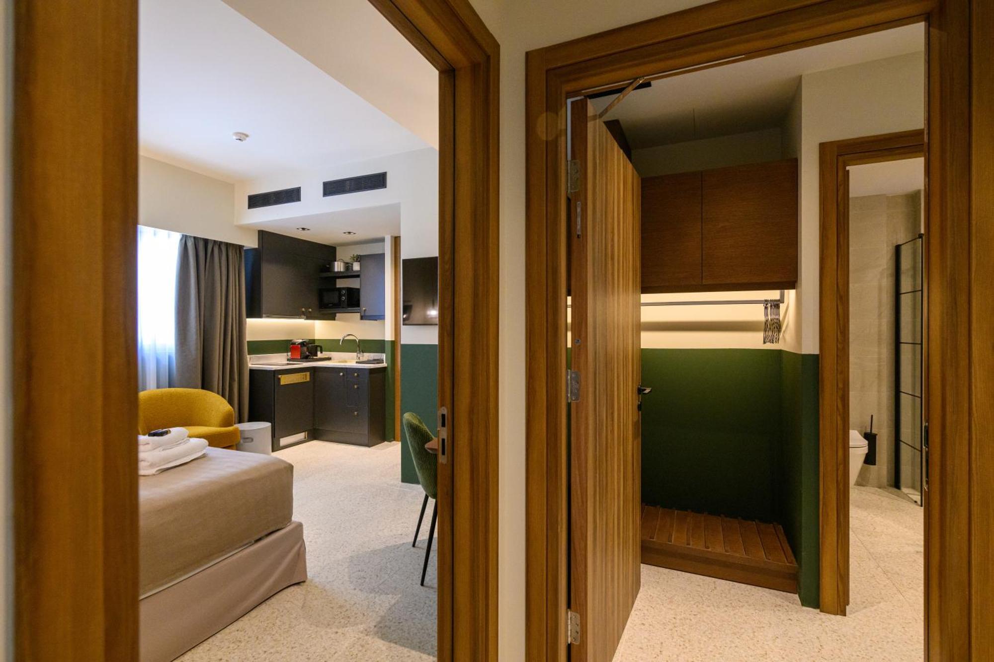 Evripidou 7 - Kalamata Mediterranean Suites Exterior foto