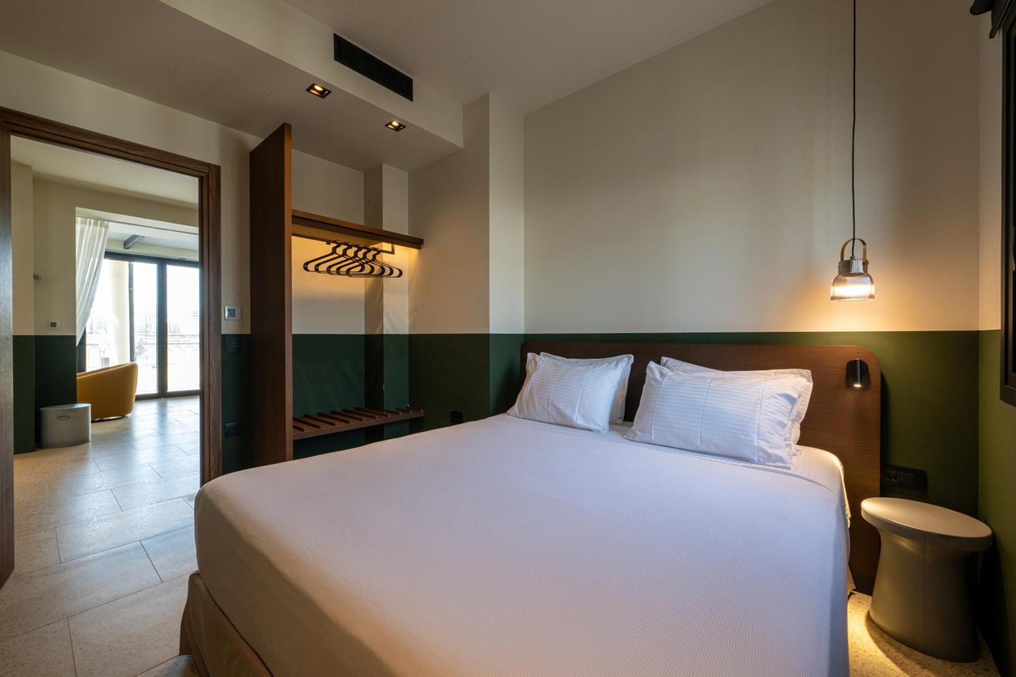 Evripidou 7 - Kalamata Mediterranean Suites Zimmer foto